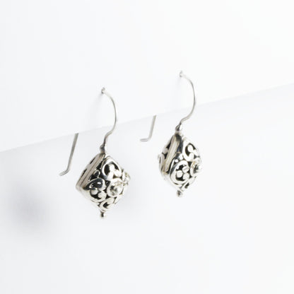 Antique earrings drop 925 sterling silver decorated with open work filigree