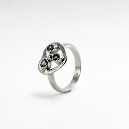 three stones ring heart shape 925 sterling silver blue topaz ring