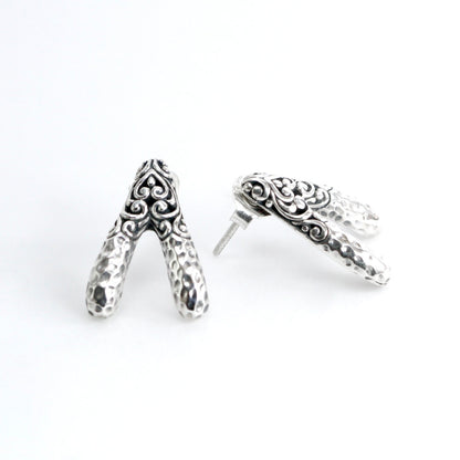 Wishbone stud earrings 925 sterling silver decorated with handcrafted filigree