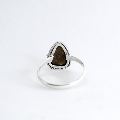 Fire Opal ring 925 sterling silver bezel set decorated with cable edge