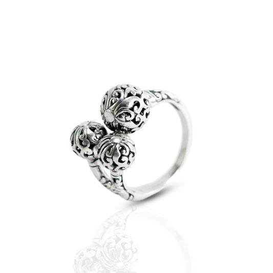 Bypass ring 925 sterling silver decorated with filigree ornament ball