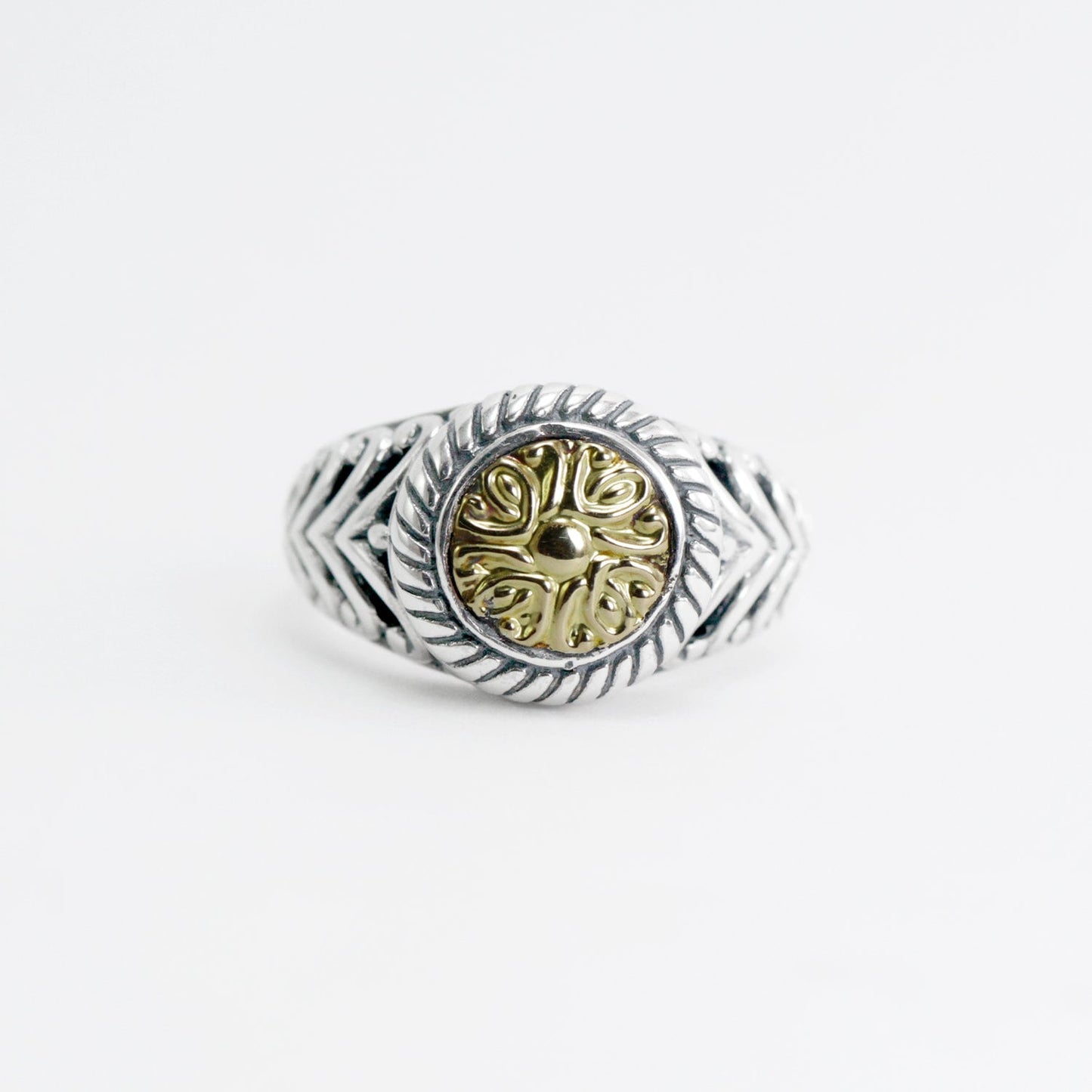 signet ring 925 sterling silver with 18K gold and open work filigree