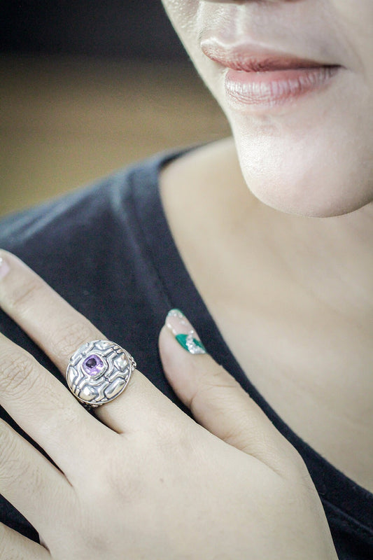 natural amethyst ring 925 sterling silver decorated with abstract art ornament
