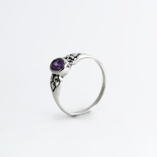 Amethyst ring 925 sterling silver with swirl filigree