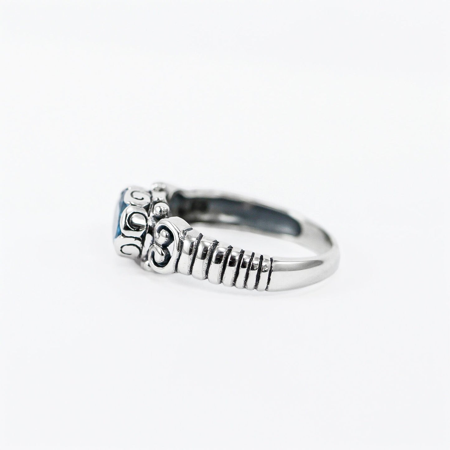 blue topaz ring 925 sterling silver decorated with cable style and open work filigree