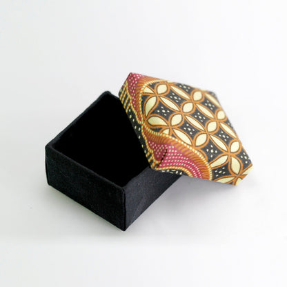 Natural Pink Tourmaline 7*9 mm stud earrings set in 925 sterling silver decorated with cable filigree art