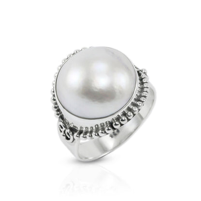 White mabe pearl ring set in 925 sterling silver decorated with dot ornament