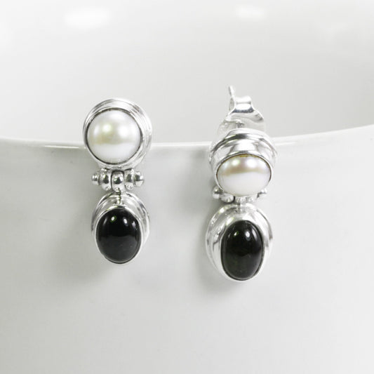 fresh water pearl earrings stud  925 sterling silver with genuine green tourmaline