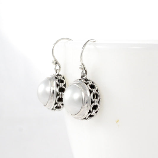 Mabe pearl earrings round dangle 925 sterling silver decorated with chain carving edge