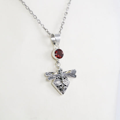 Dragonfly pendant 925 sterling silver and 18K yellow gold with genuine red garnet decorated with filigree ornament