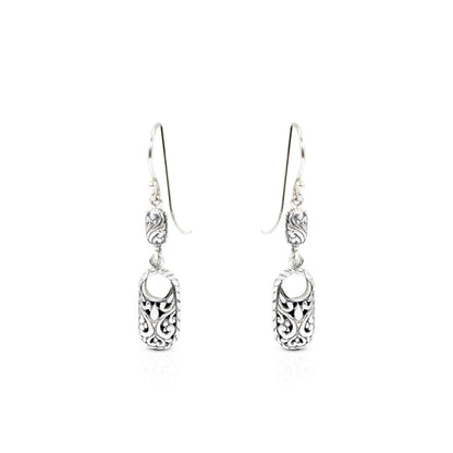 925 sterling silver earrings decorated with swirl filigree