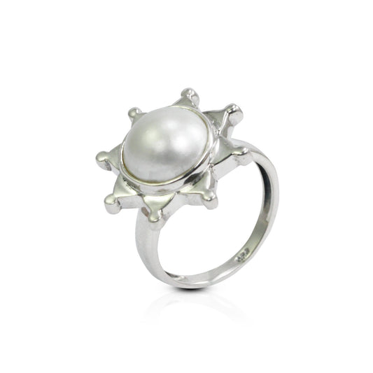 Star ring set in 925 sterling silver with genuine white mabe pearl