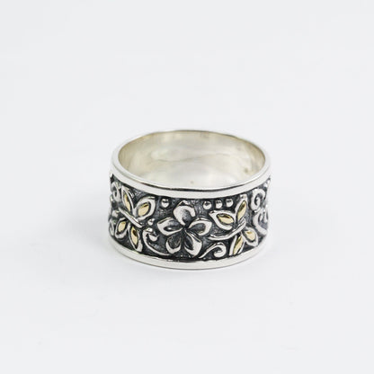 Wide band ring 925 sterling silver and 18K gold with flower ornament and dragonfly