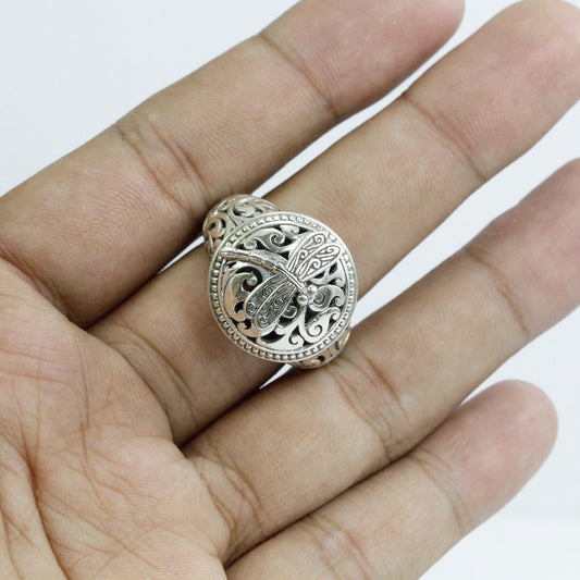 signet ring 925 sterling silver decorated with dragonfly and filigree ornament