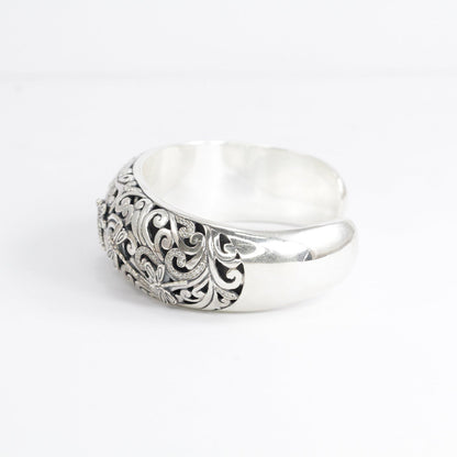 cuff bangle 925 sterling silver decorated with white zirconia in beautiful open work filigree ornament and dragonfly