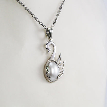 goose pendant necklace 925 sterling silver with genuine oval mabe pearl