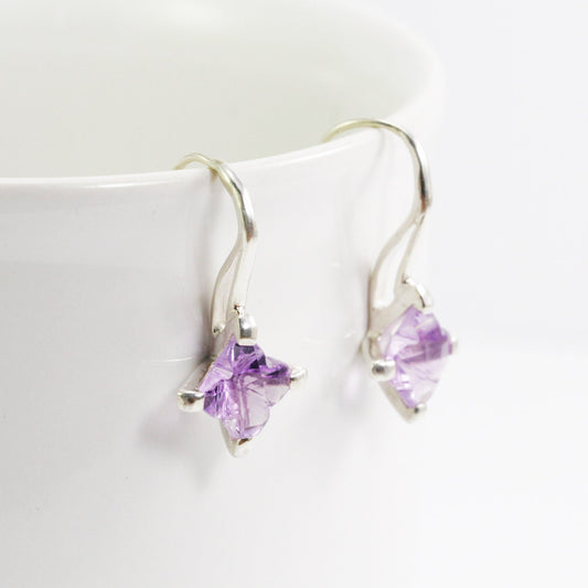 amethyst earrings flower shape set in 925 sterling silver pronk set