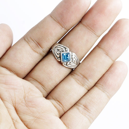 925 sterling silver ring with genuine blue topaz zirconia decorated with filigree ornament