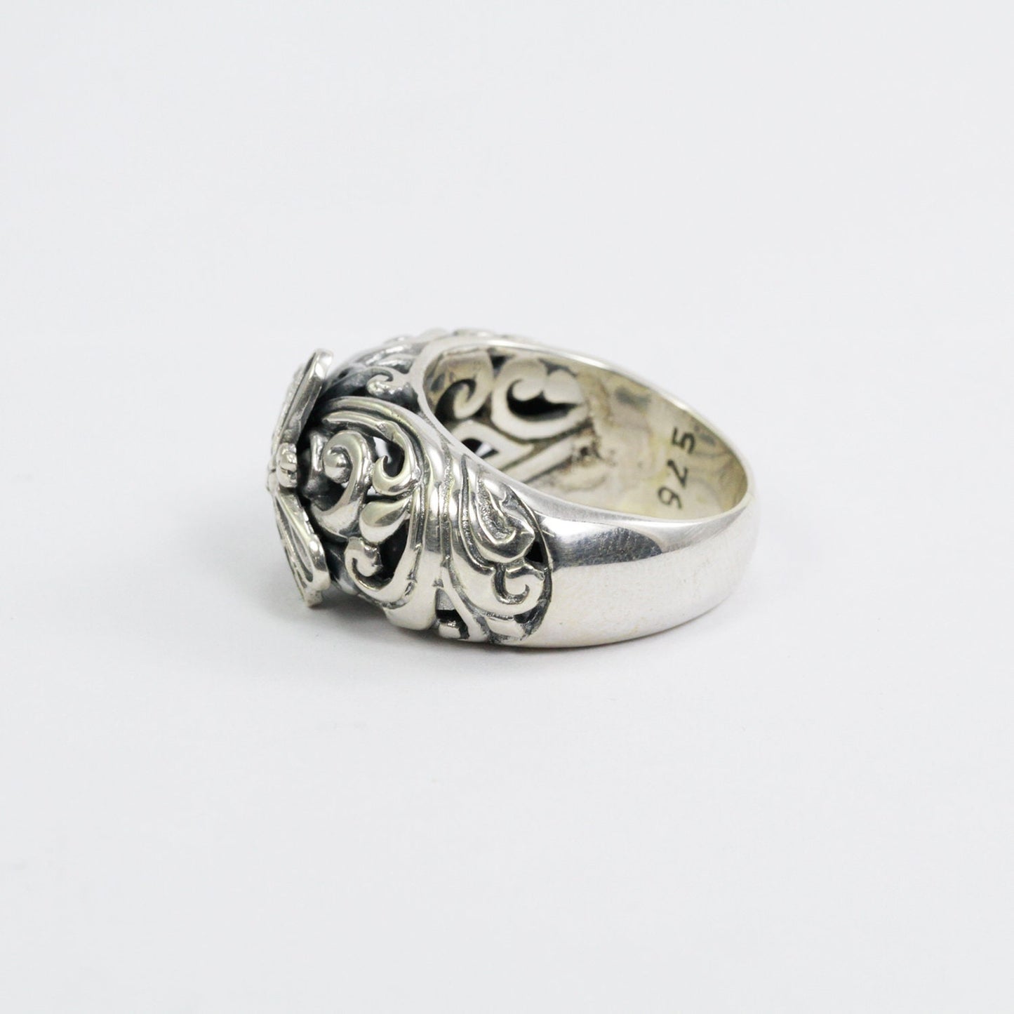 925 sterling silver dragonfly ring  with antique finishing decorated with filigree ornament