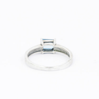 blue topaz ring 925 sterling silver decorated with glass enamel band