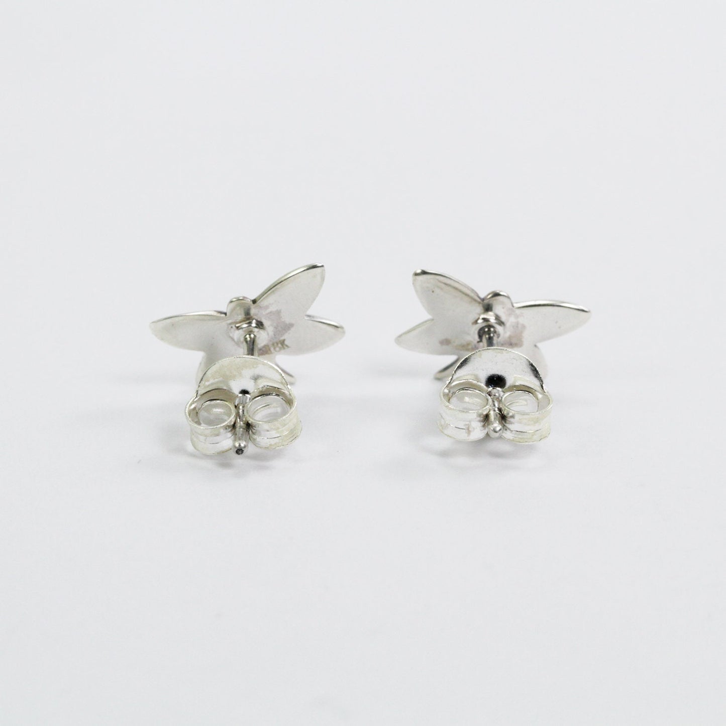 tiny dragonfly earrings stud 925 sterling silver and 18K gold decorated with swirl filigree ornament