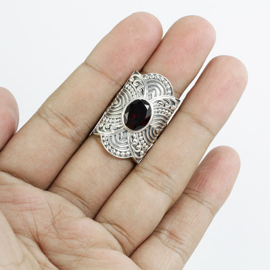 wide band ring 925 sterling silver with natural garnet decorated with filigree ornament