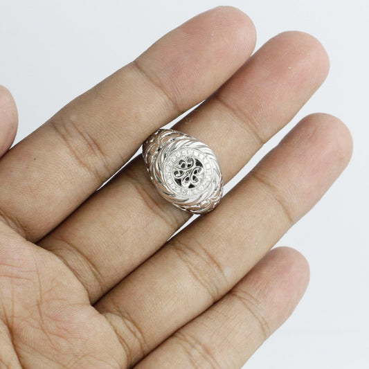 circle doom ring 925 sterling silver decorated with filigree ornament and white zircon