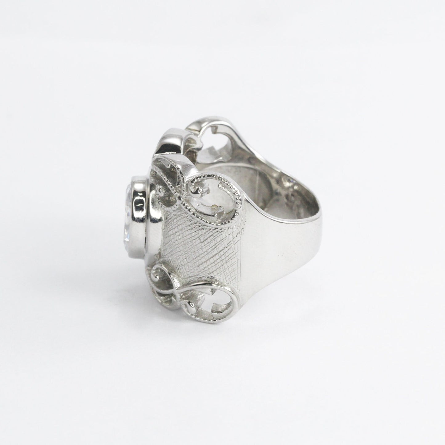 Wide band ring for women 925 sterling silver with genuine white crystal decorated with filigree ornament
