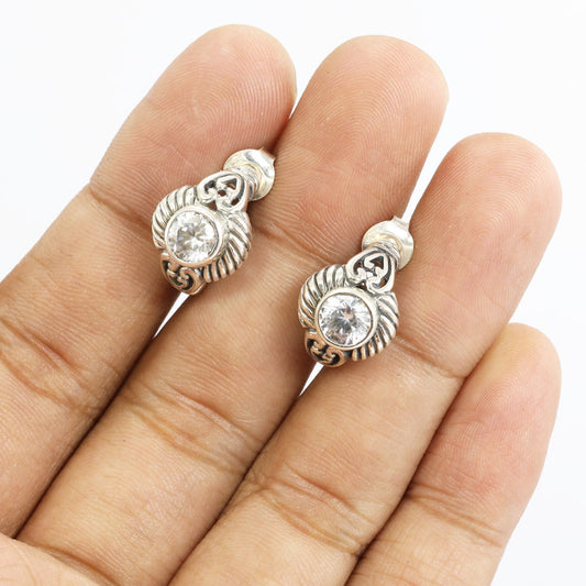 Hoop earrings 925 sterling silver with white zirconia decorated with cable edge style
