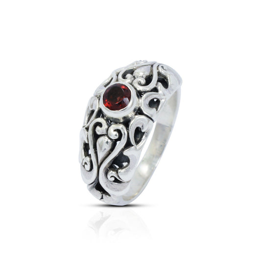 Garnet ring 925 sterling silver decorated with beautiful filigree ornament