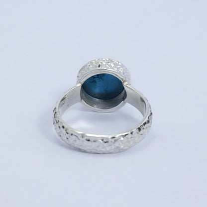 blue turquoise ring 925 sterling silver for women decorated with hummer style finishing