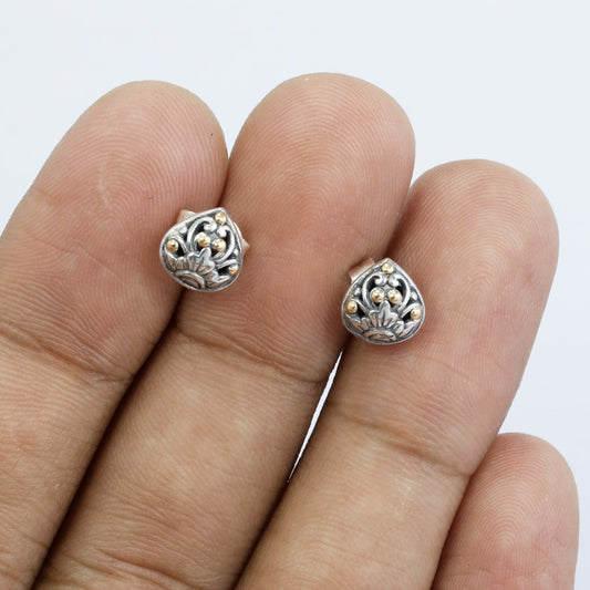 tiny stud earrings 925 sterling silver decorated with filigree flower ornament and 18K yellow gold