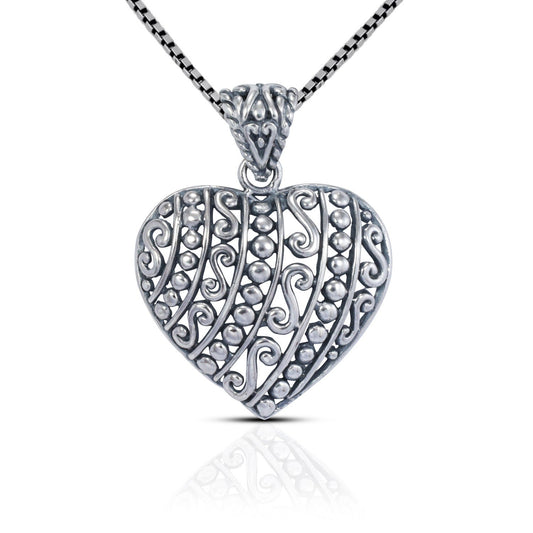 925 sterling silver pendant heart shape decorated with open work filigree ornament