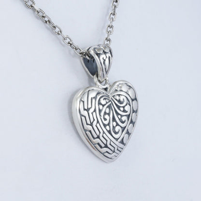 heart shape pendant 925 sterling silver decorated with filigree ornament and dot filigree