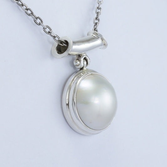 Round mabe pearl pendant 925 sterling silver with bezel set and high polish finishing