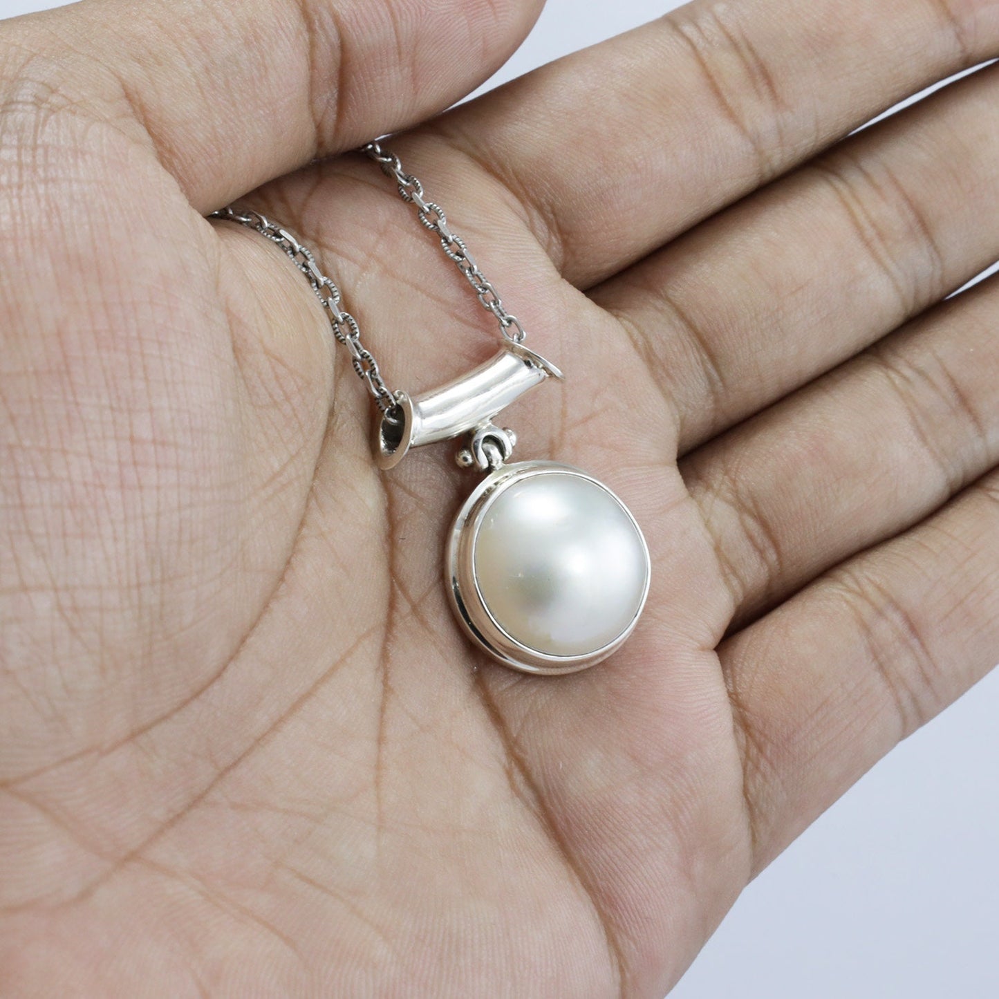 Round mabe pearl pendant 925 sterling silver with bezel set and high polish finishing