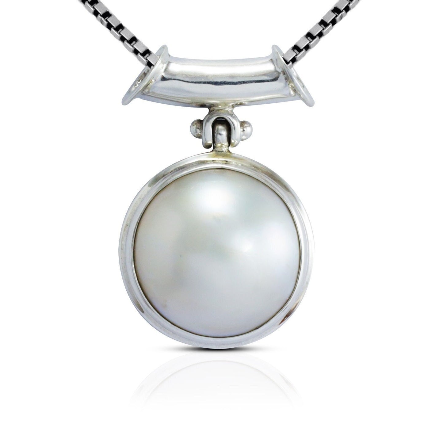 Round mabe pearl pendant 925 sterling silver with bezel set and high polish finishing