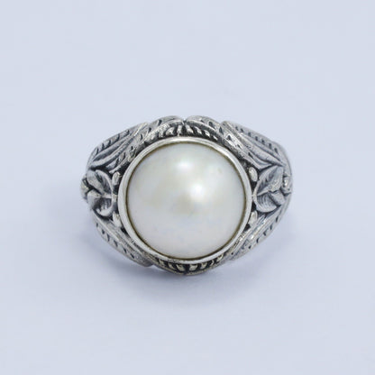 white mabe pearl ring 925 sterling silver decorated with floral filigree ornament